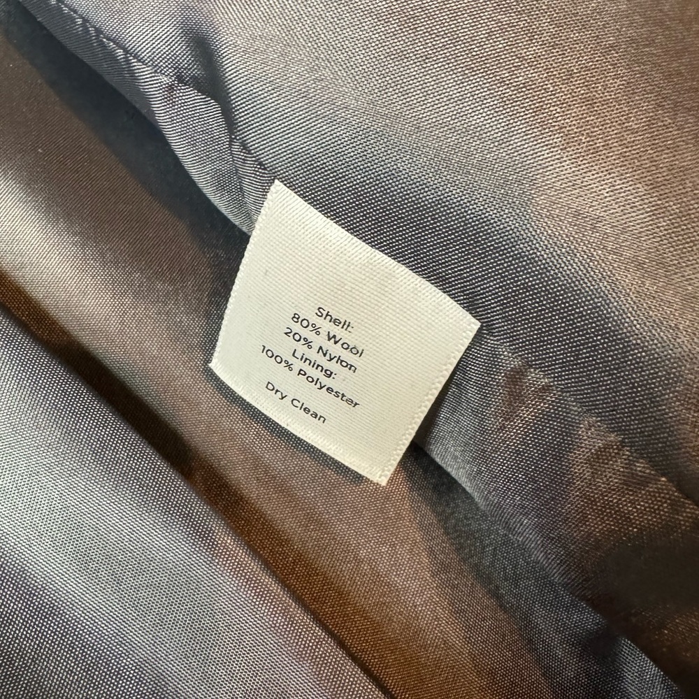 Talbots Wool, Red, Gray and Black Plaid Jacket/Blazer, Sz 10P (80% Wool) - Picture 6 of 11